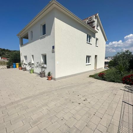 Holiday Home Mb Razanj Exterior photo