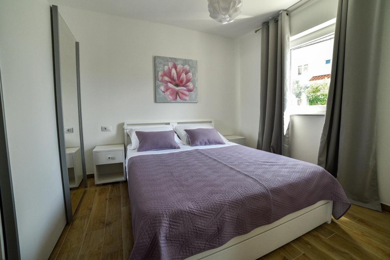 Holiday Home Mb Razanj Exterior photo