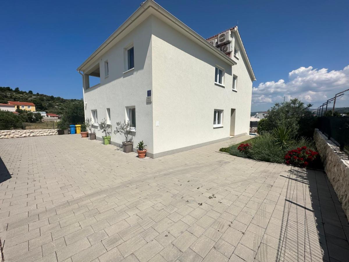 Holiday Home Mb Razanj Exterior photo
